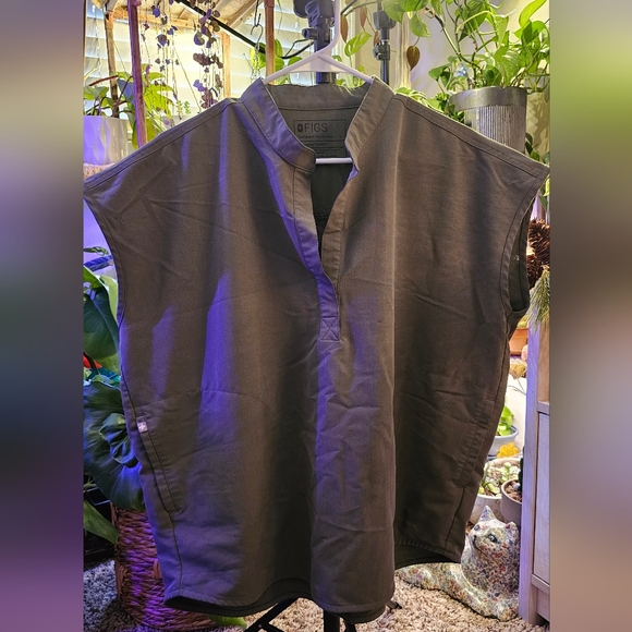 FIGS jogger scrub set - Picture 1 of 9